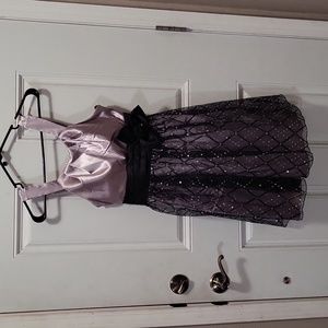 CITY OF TRIANGLES PROM DRESS